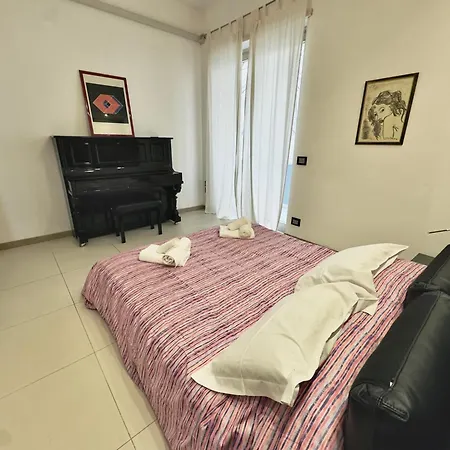 Centro E Mare - 2 Camere, Terrazza E Jacuzzi Apartment *