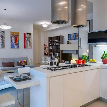 Centro E Mare - 2 Camere, Terrazza E Jacuzzi Pescara