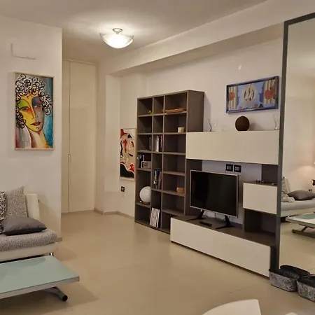 Centro E Mare - 2 Camere, Terrazza E Jacuzzi *