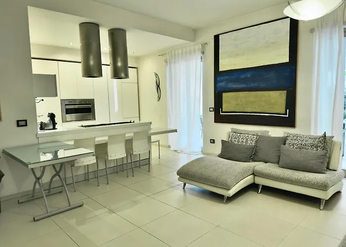 Centro E Mare - 2 Camere, Terrazza E Jacuzzi Πεσκάρα