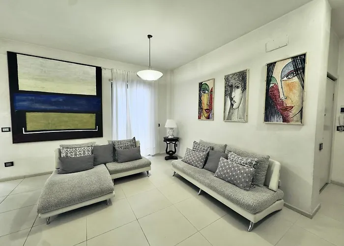 Centro E Mare - 2 Camere, Terrazza E Jacuzzi Appartamento Pescara