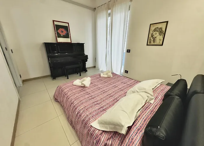 Centro E Mare - 2 Camere, Terrazza E Jacuzzi Appartamento *